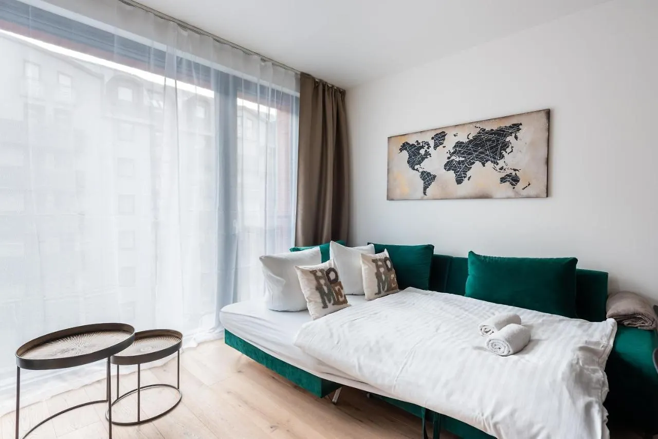 Jay Apartments Praga 0*,